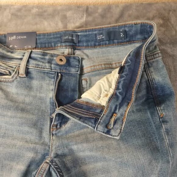 J.Jill Blue Demi Bootcut Havana Wash Jeans 2P RawHem Soft Stretch Everyday Jeans - Picture 8 of 12